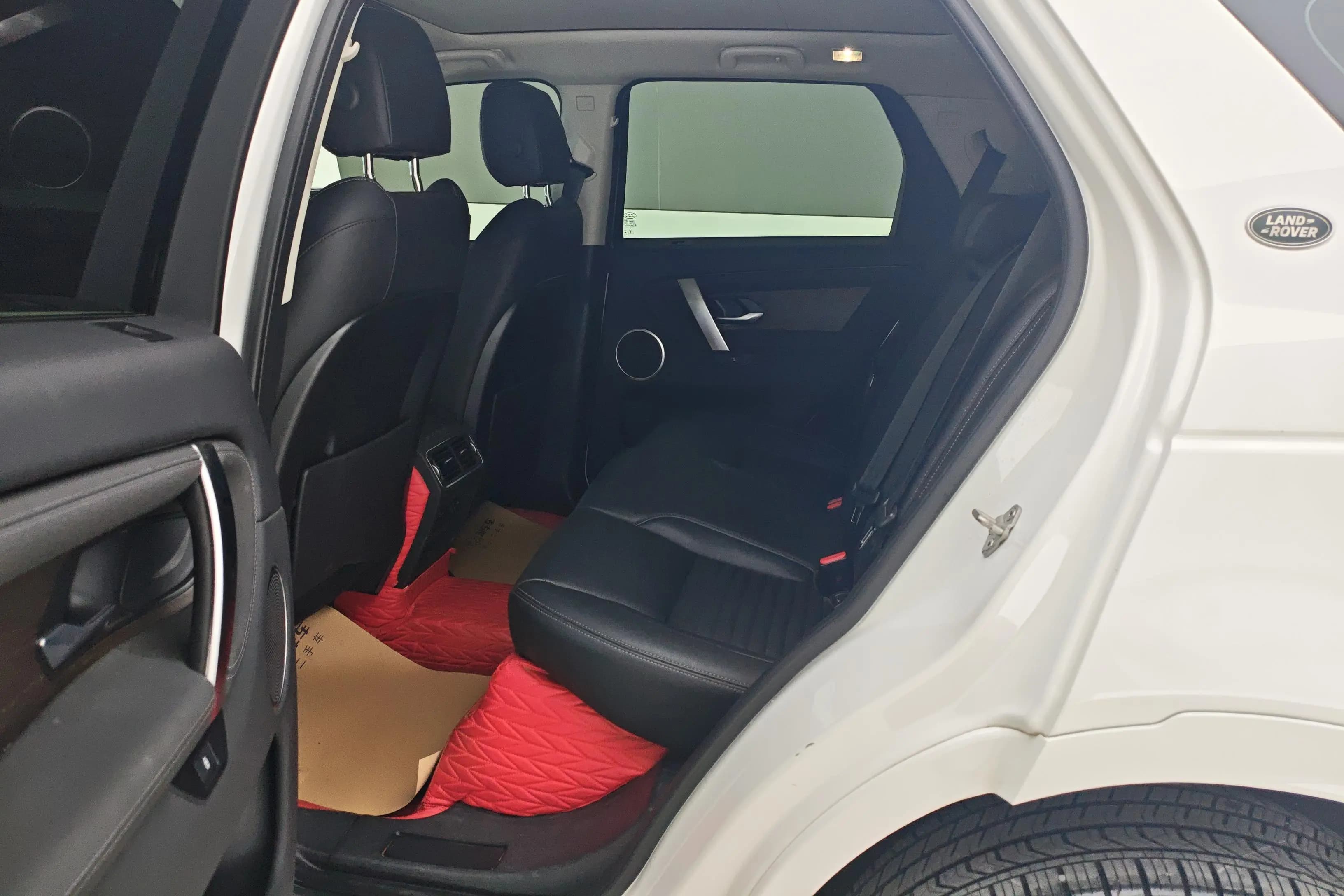 Land Rover Discover Sports 2023 г. 45971 км. — фото 15
