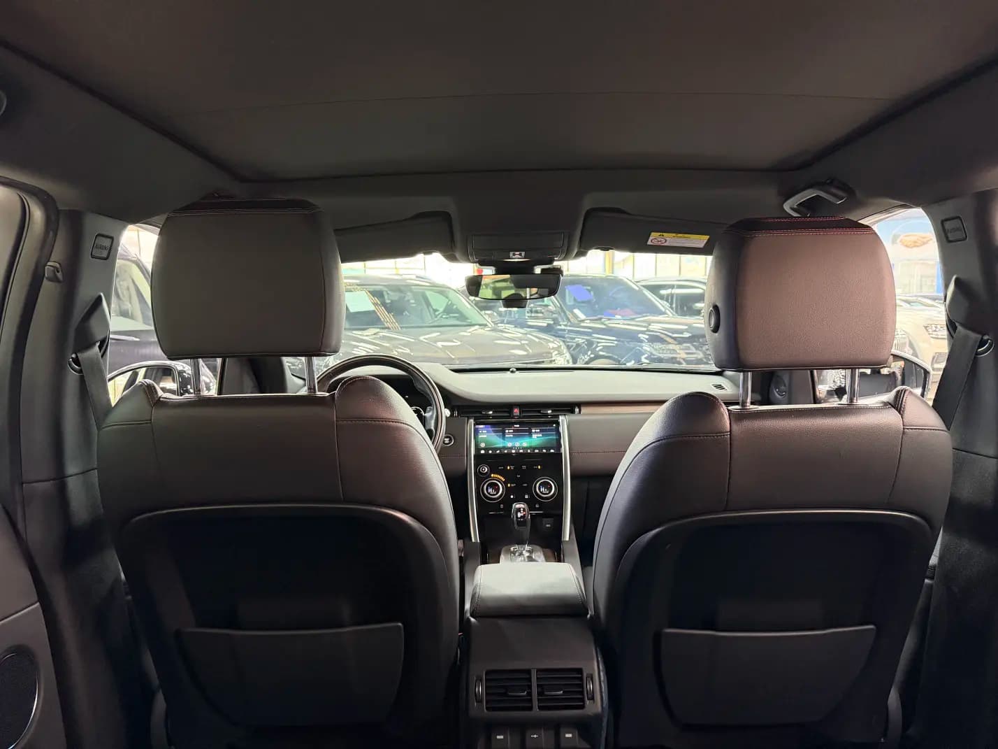 Land Rover Discover Sports 2021 г. 61072 км. — фото 9