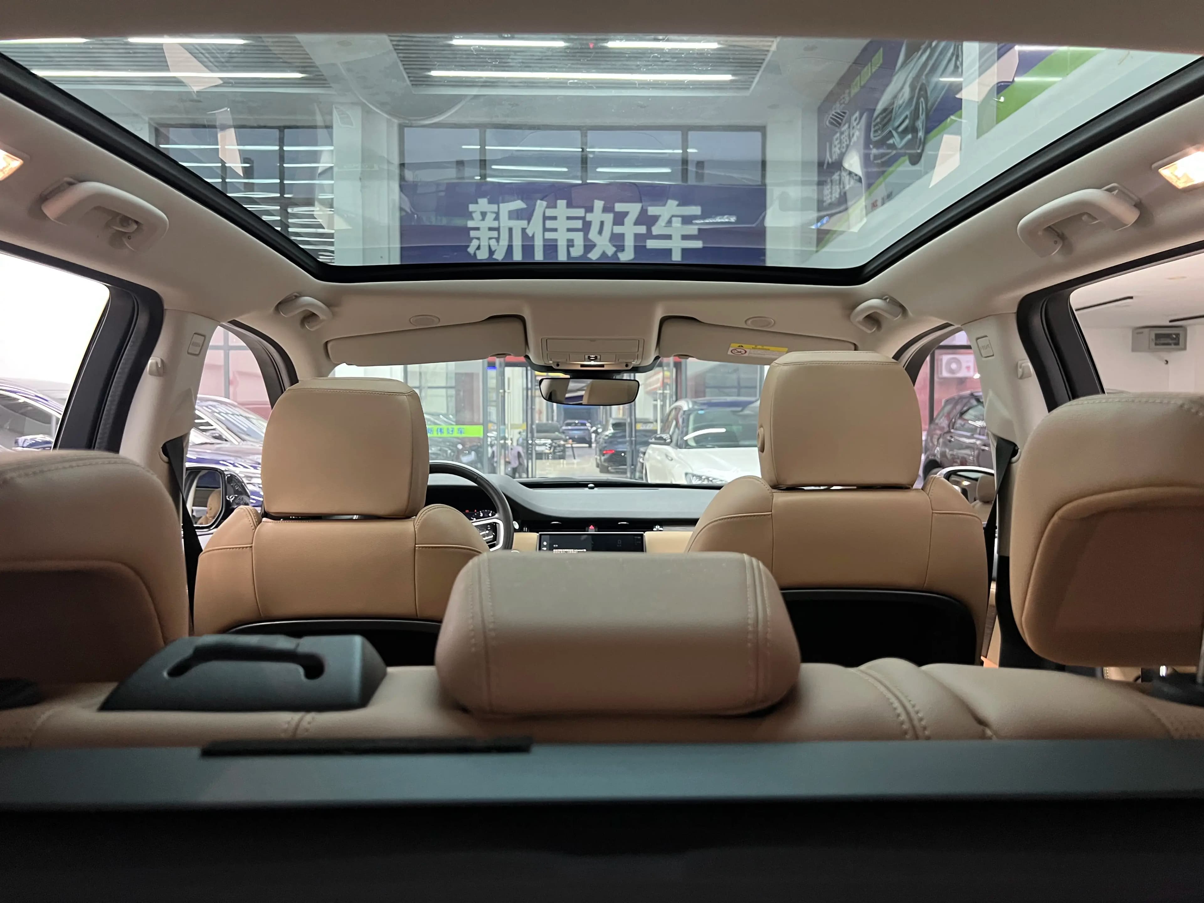 Land Rover Discover Sports 2024 г. 38000 км. — фото 26