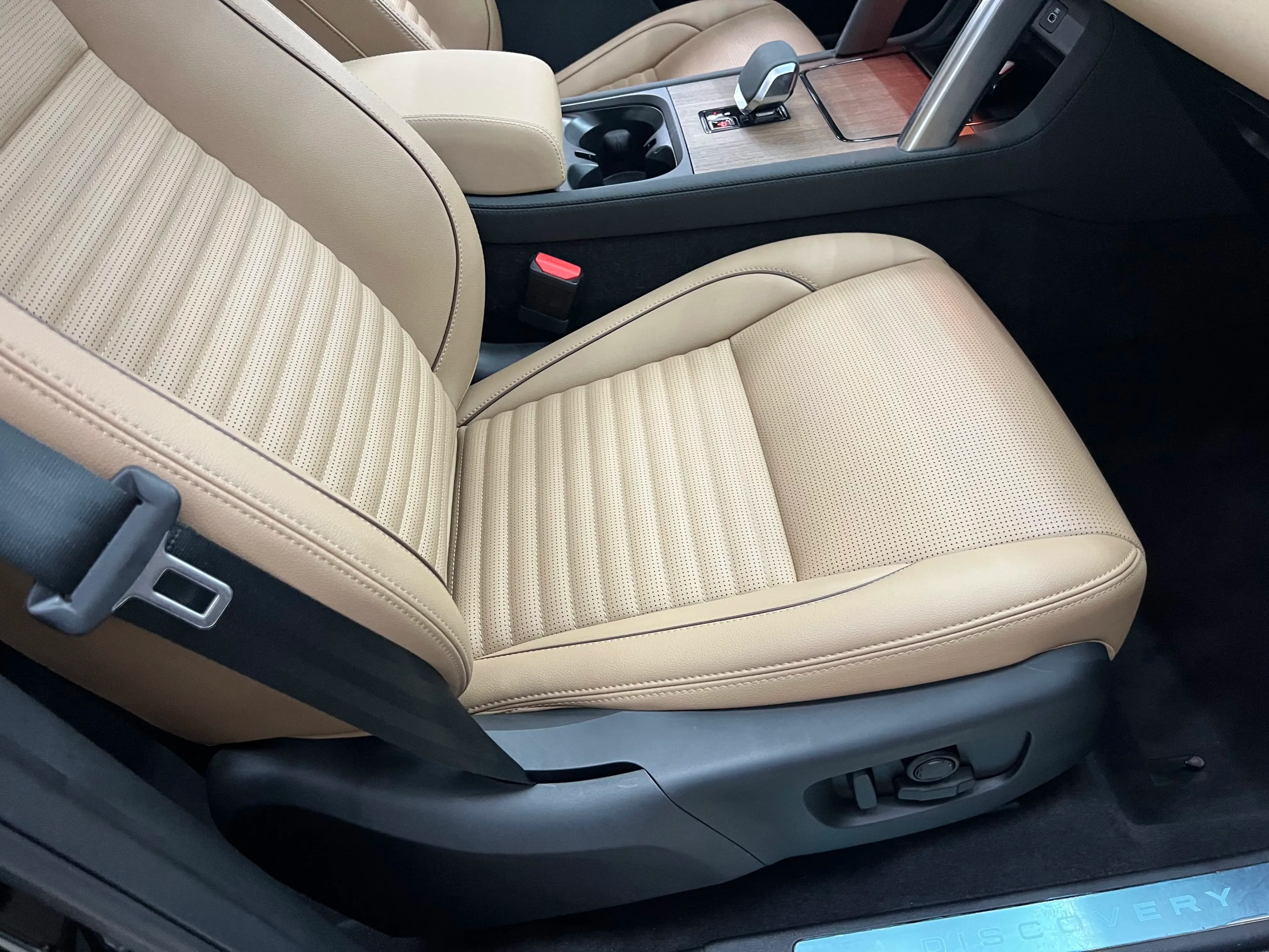 Land Rover Discover Sports 2024 г. 38000 км. — фото 30