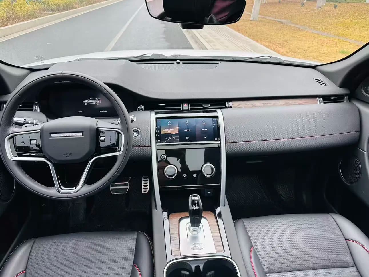 Land Rover Discover Sports 2022 г. 44048 км. — фото 5