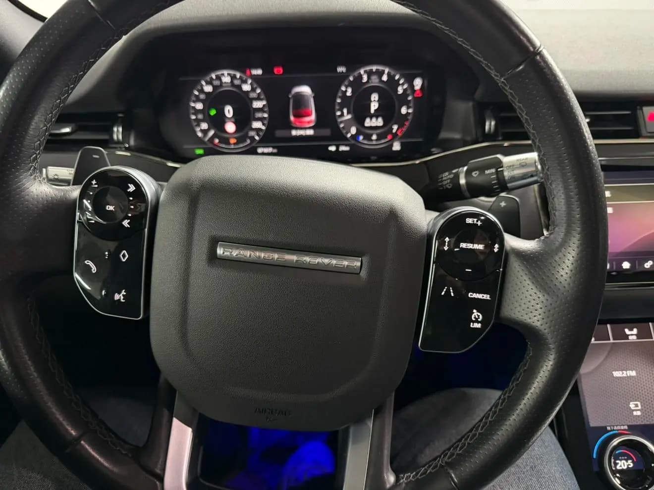 Land Rover Range Rover Evoque 2021 г. 70065 км. — фото 20