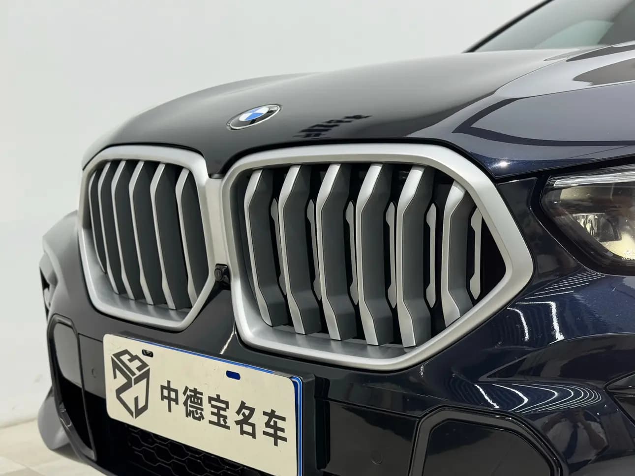 BMW X6 2022 г. 75125 км. — фото 17