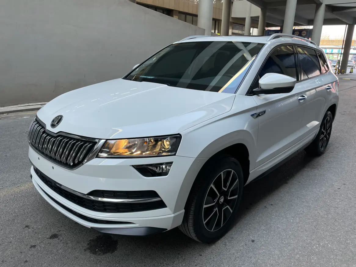 Skoda Karoq 2023 г. 24064 км.