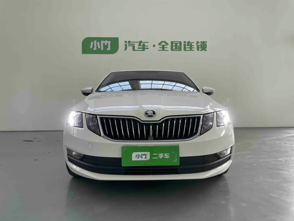 Skoda Octavia 2021 г. 40089 км. — фото 2