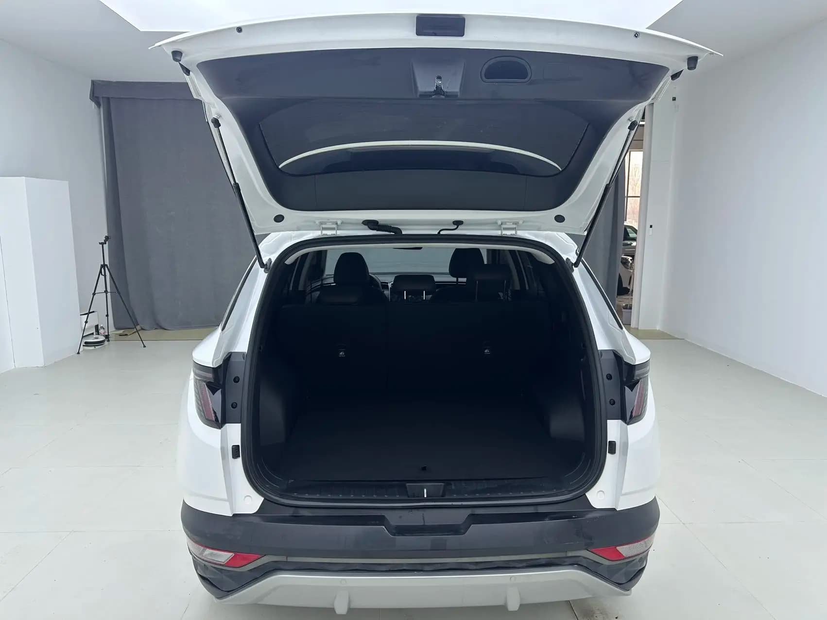 Hyundai Tucson L 2022 г. 7039 км. — фото 17