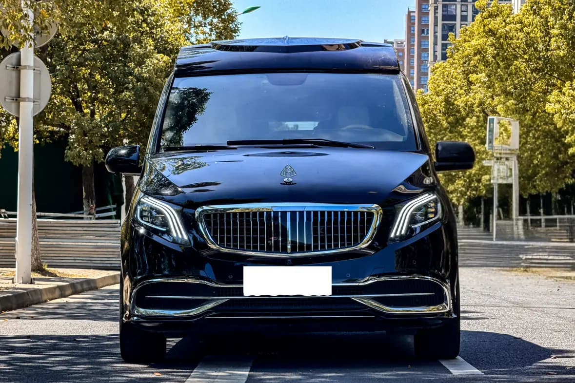 Mercedes-Benz Vito 2023 г. 56013 км. — фото 2