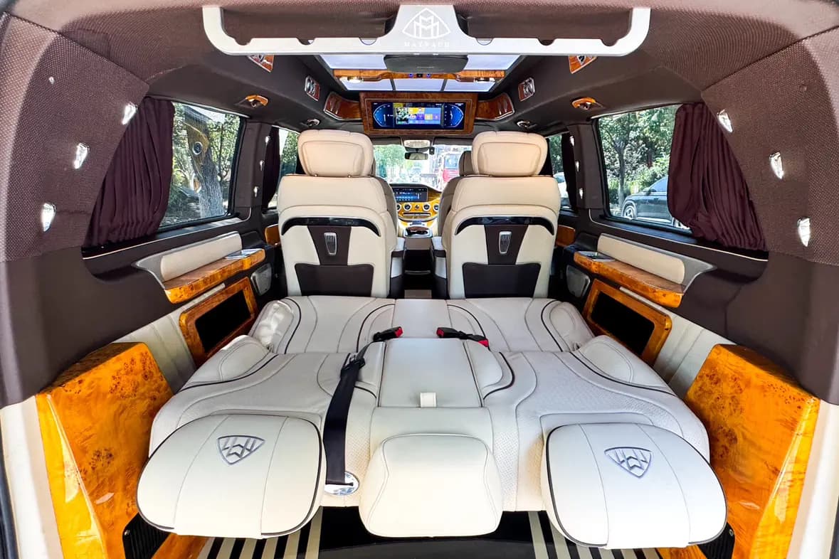 Mercedes-Benz Vito 2023 г. 56013 км. — фото 21