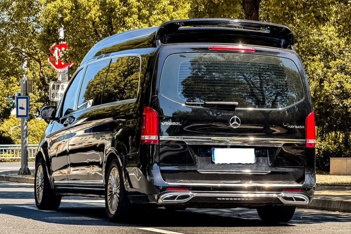 Mercedes-Benz Vito 2023 г. 56013 км. — фото 4