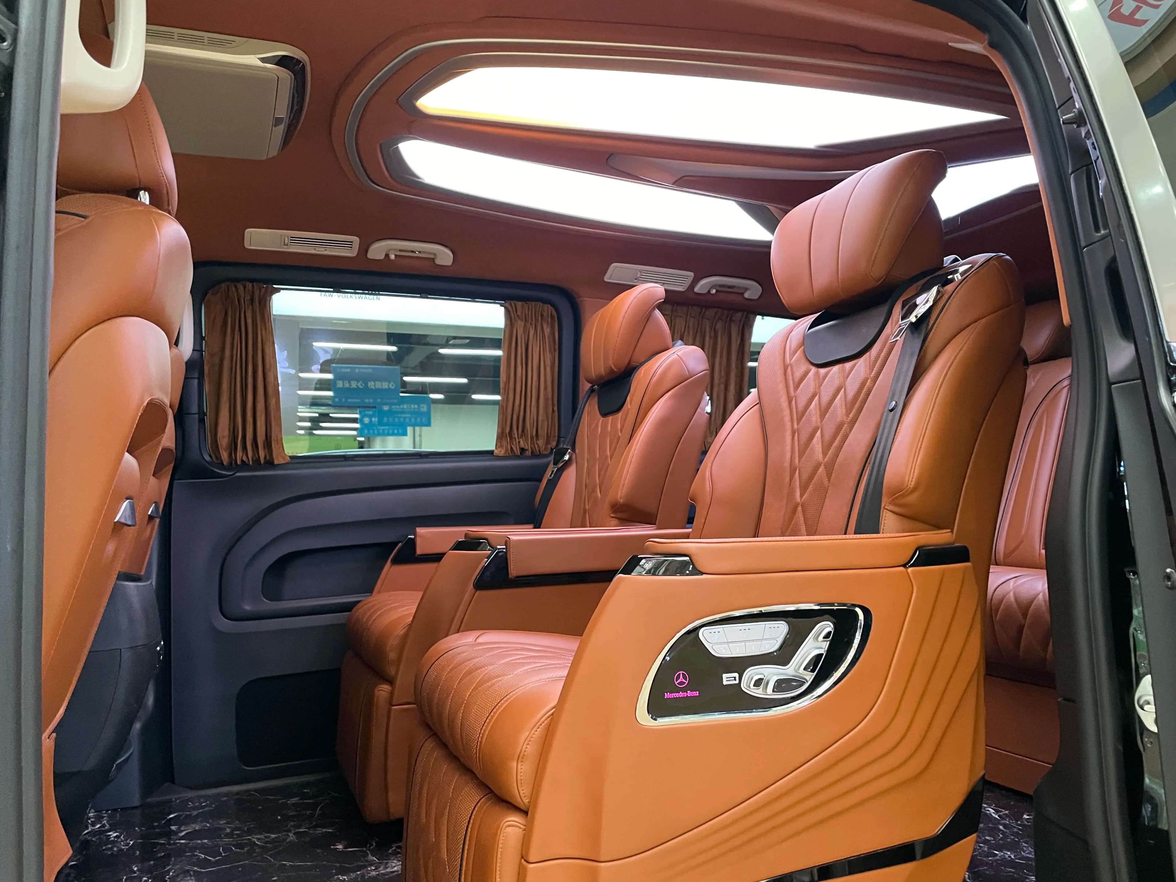Mercedes-Benz Vito 2023 г. 40540 км. — фото 17