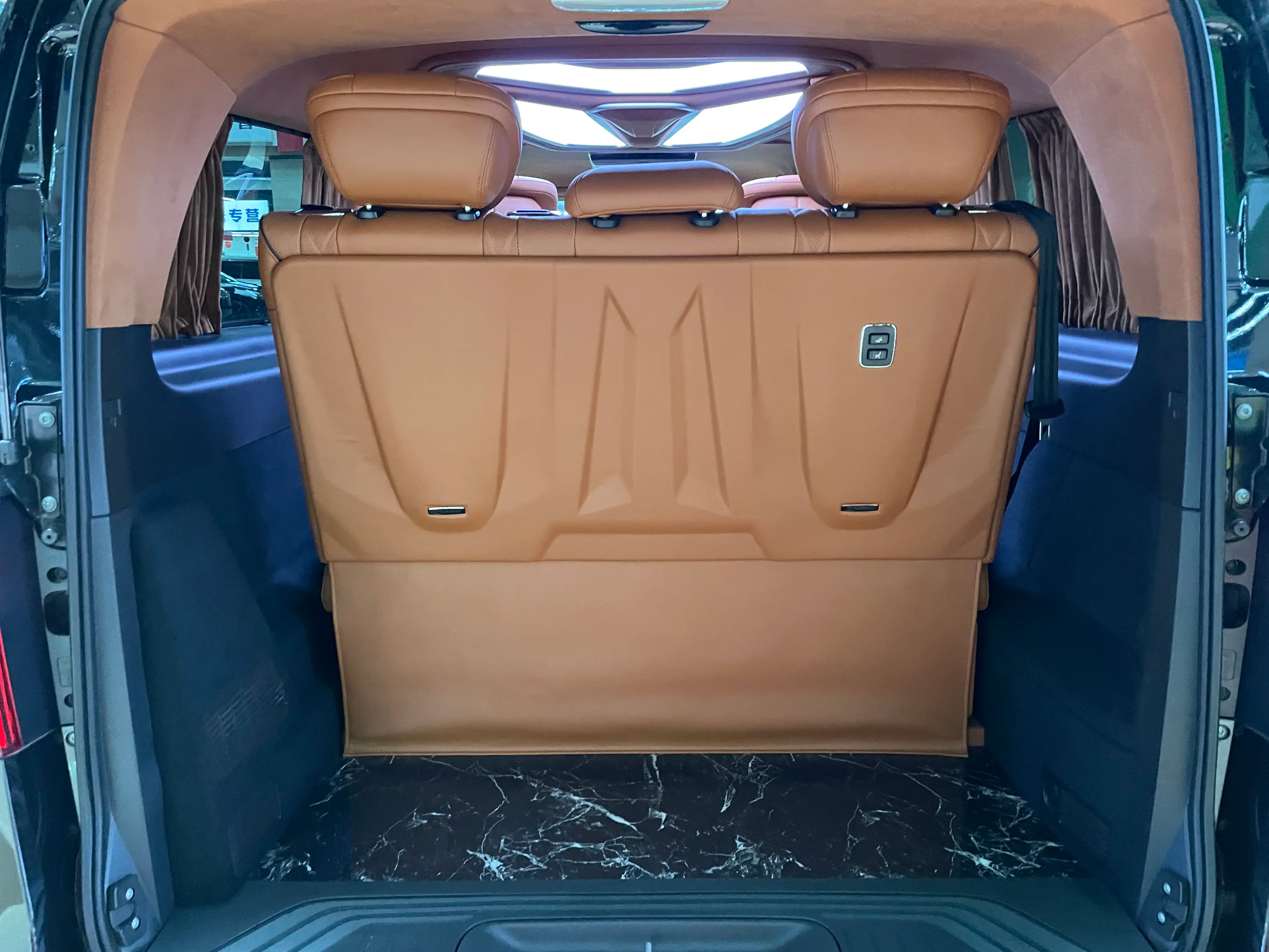 Mercedes-Benz Vito 2023 г. 40540 км. — фото 19