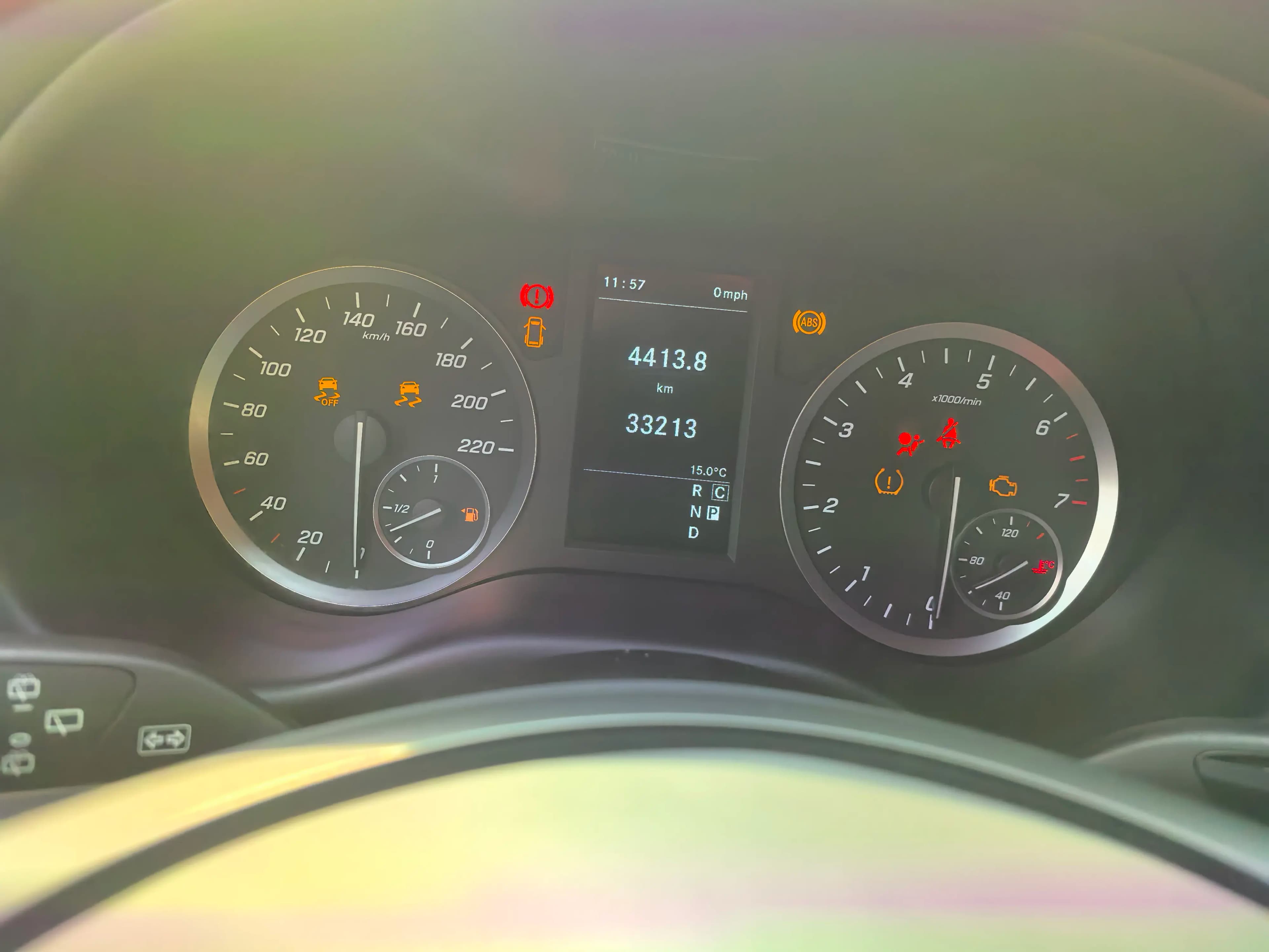 Mercedes-Benz Vito 2023 г. 33041 км. — фото 12