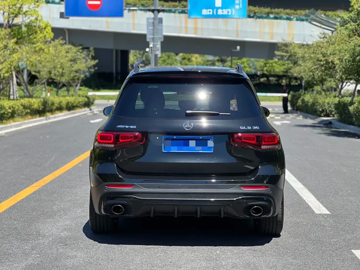 Mercedes-Benz GLB AMG 2023 г. 55026 км. — фото 6