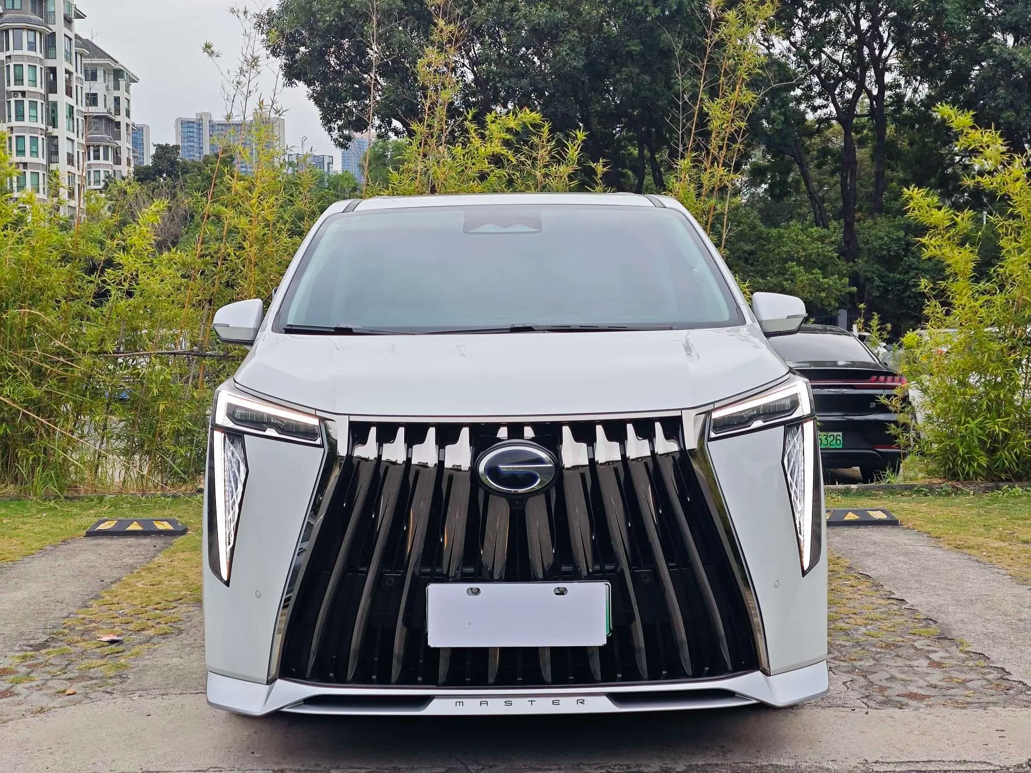 GAC Trumpchi E9 PHEV 2023 г. 58063 км. — фото 2