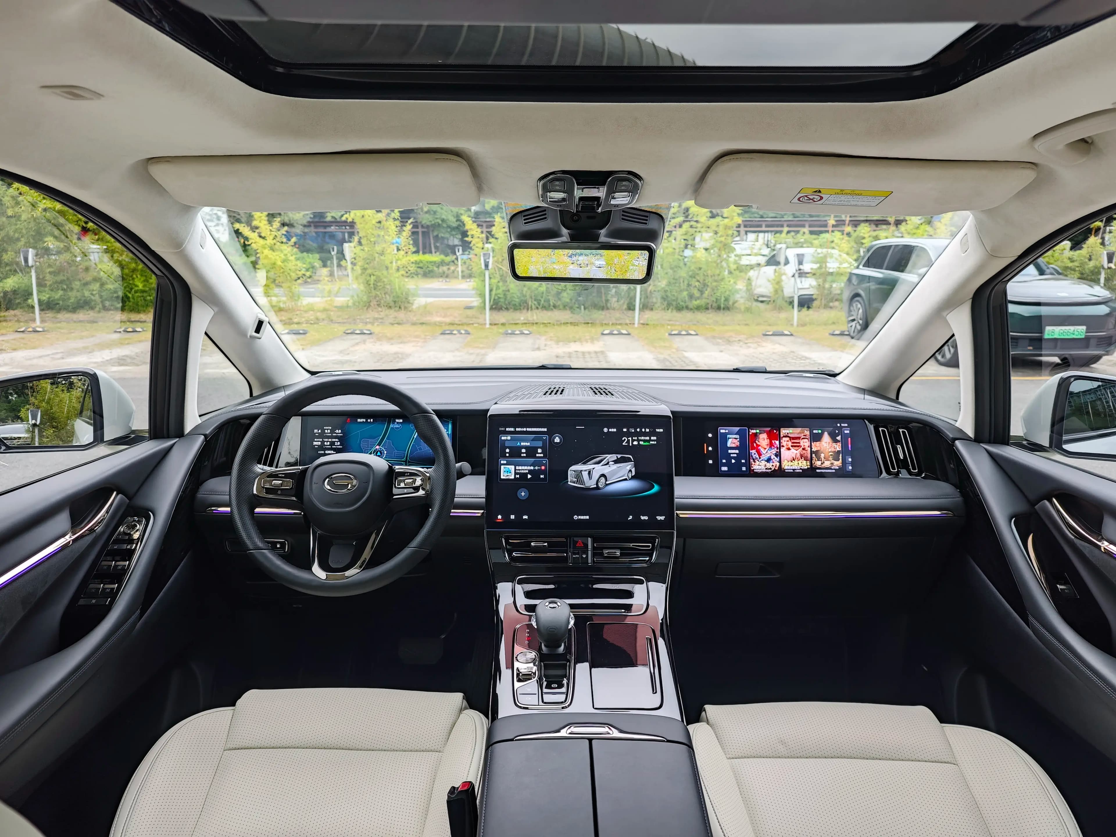 GAC Trumpchi E9 PHEV 2023 г. 58063 км. — фото 16