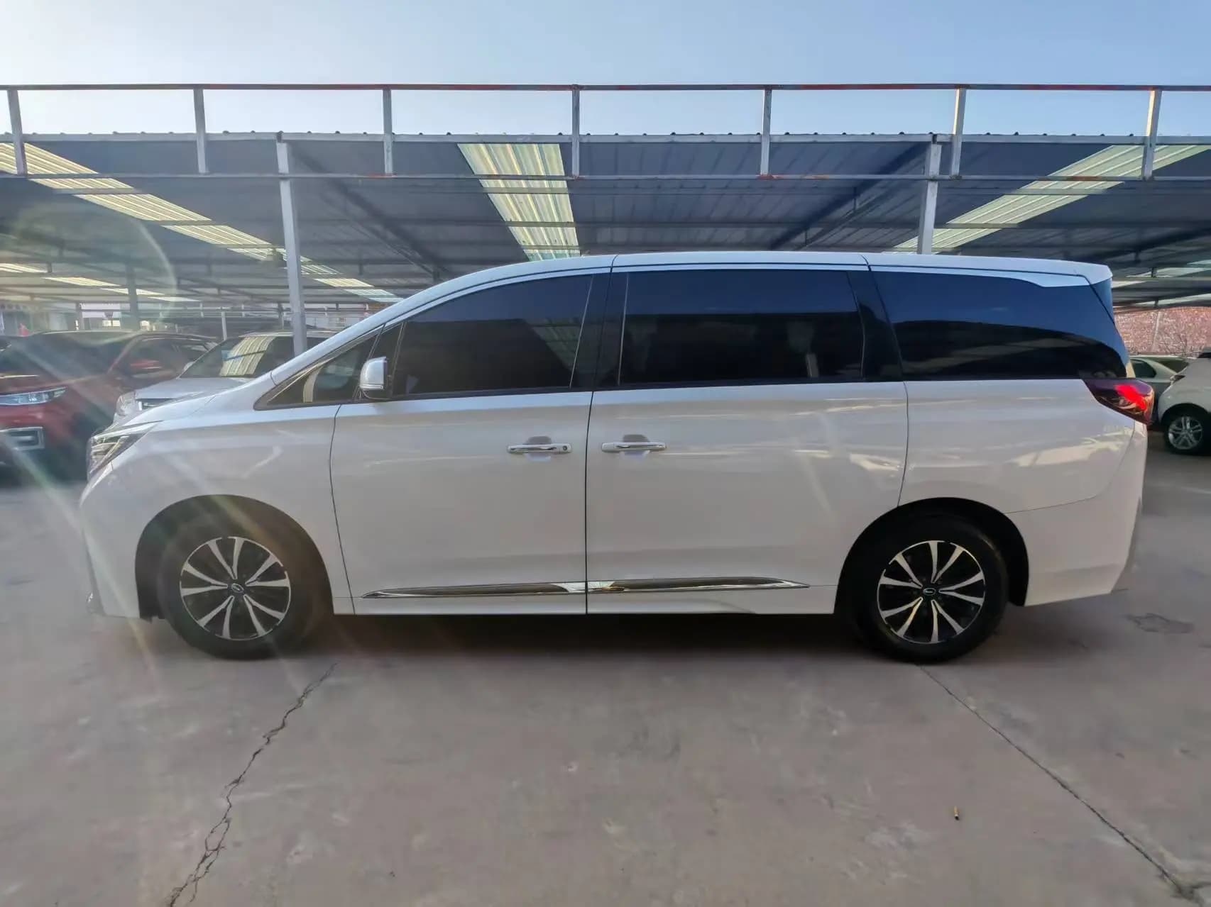 GAC Trumpchi M8 2023 г. 40064 км. — фото 4