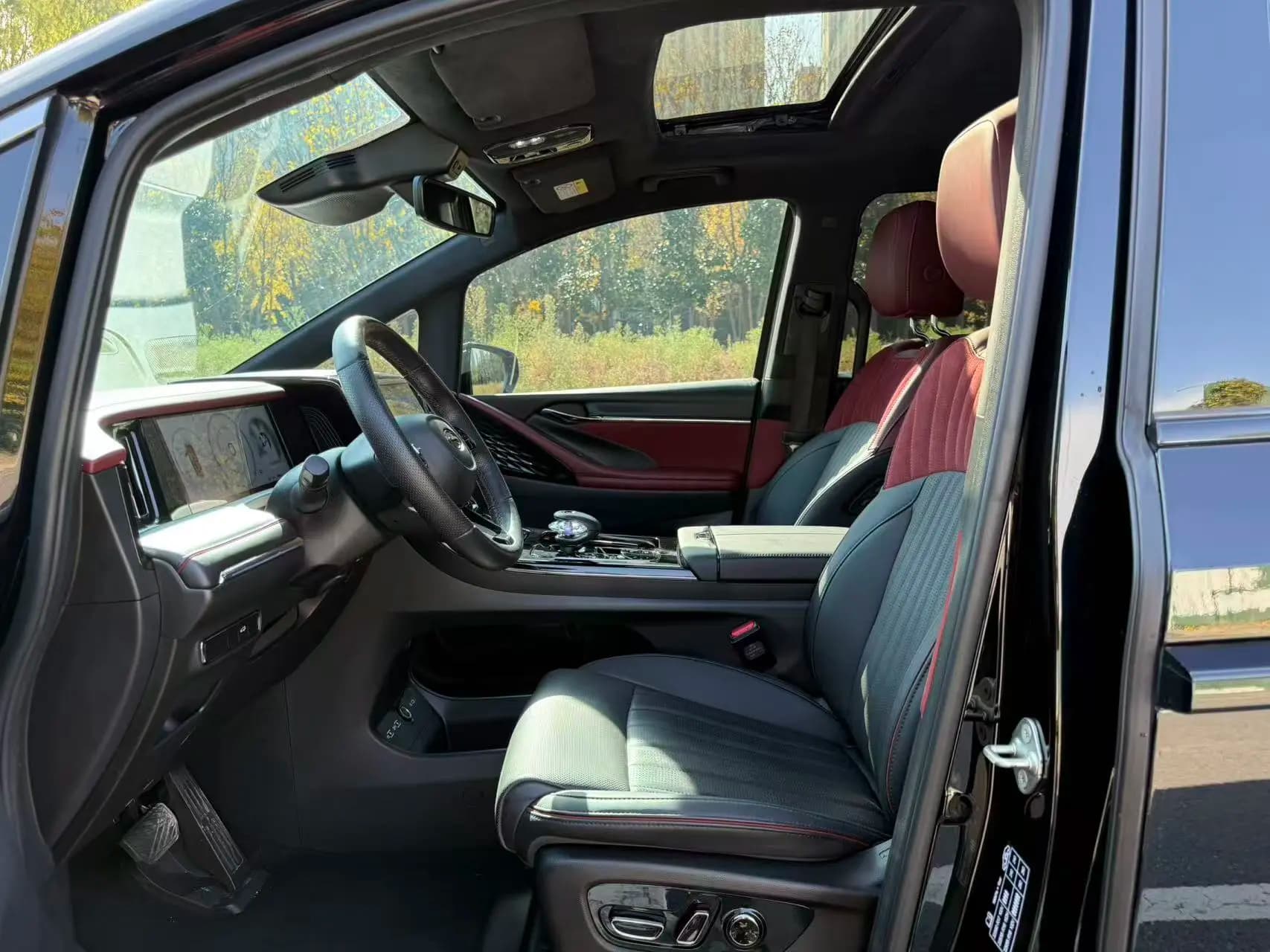 GAC Trumpchi M8 2024 г. 27065 км. — фото 8