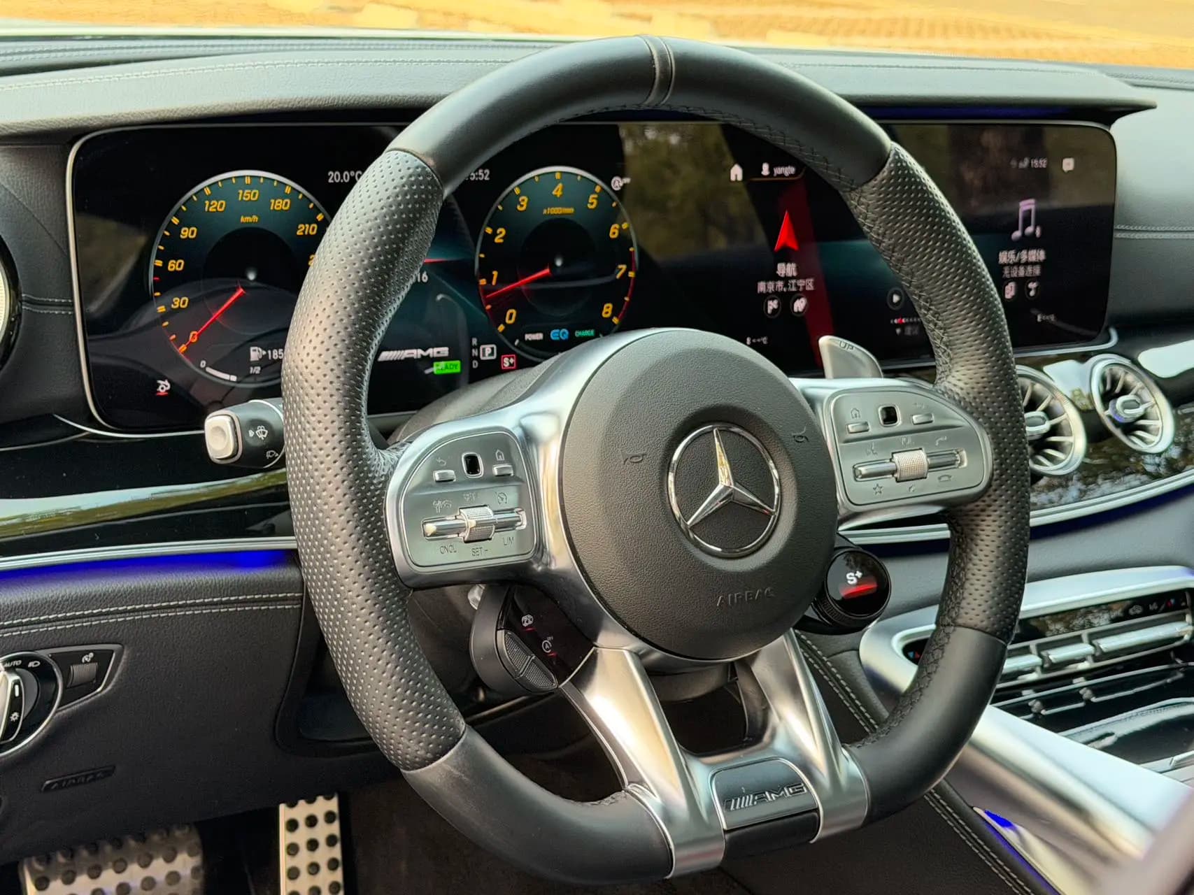 Mercedes-Benz AMG GT 2021 г. 67087 км. — фото 12