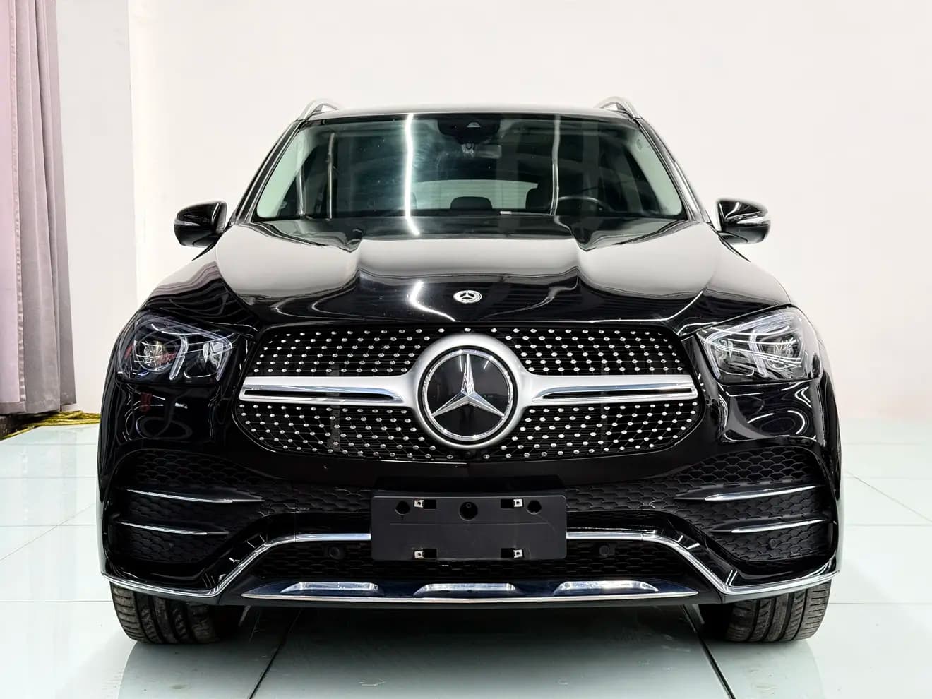 Mercedes-Benz GLE 2023 г. 35082 км. — фото 2
