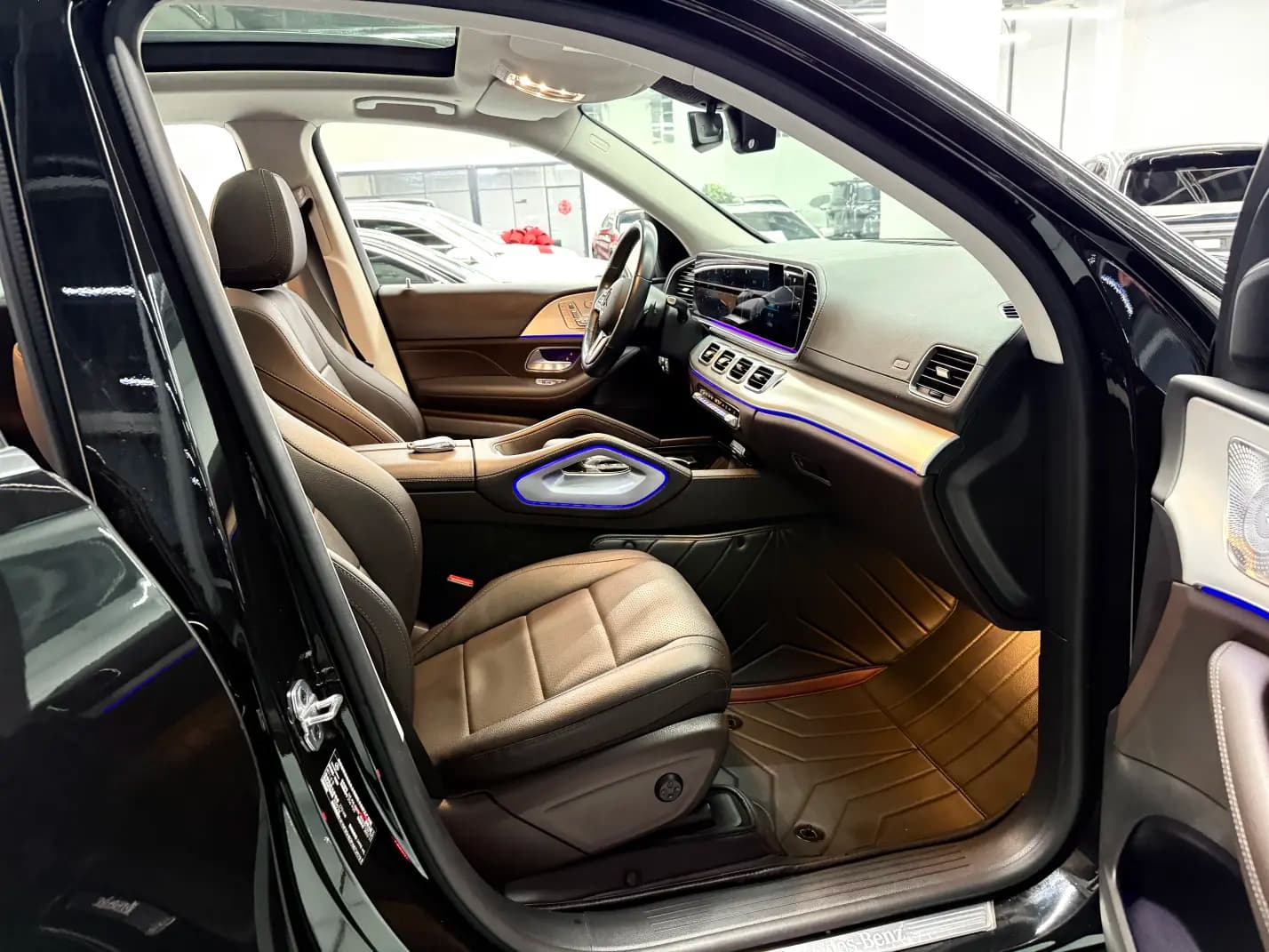 Mercedes-Benz GLE 2023 г. 35082 км. — фото 24
