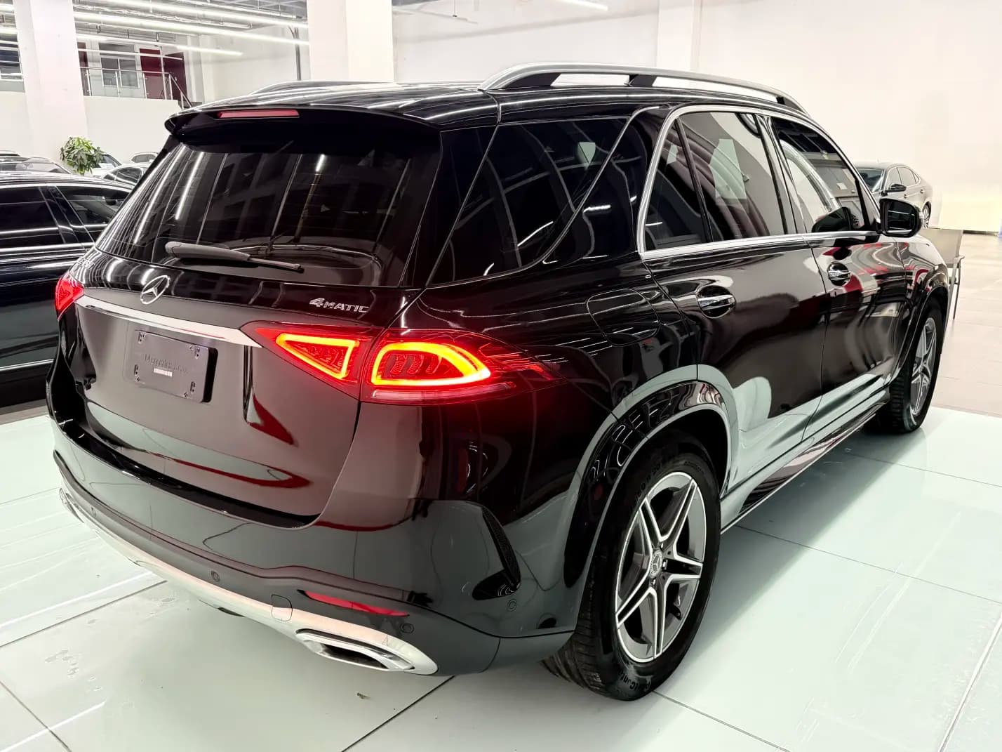 Mercedes-Benz GLE 2023 г. 35082 км. — фото 7