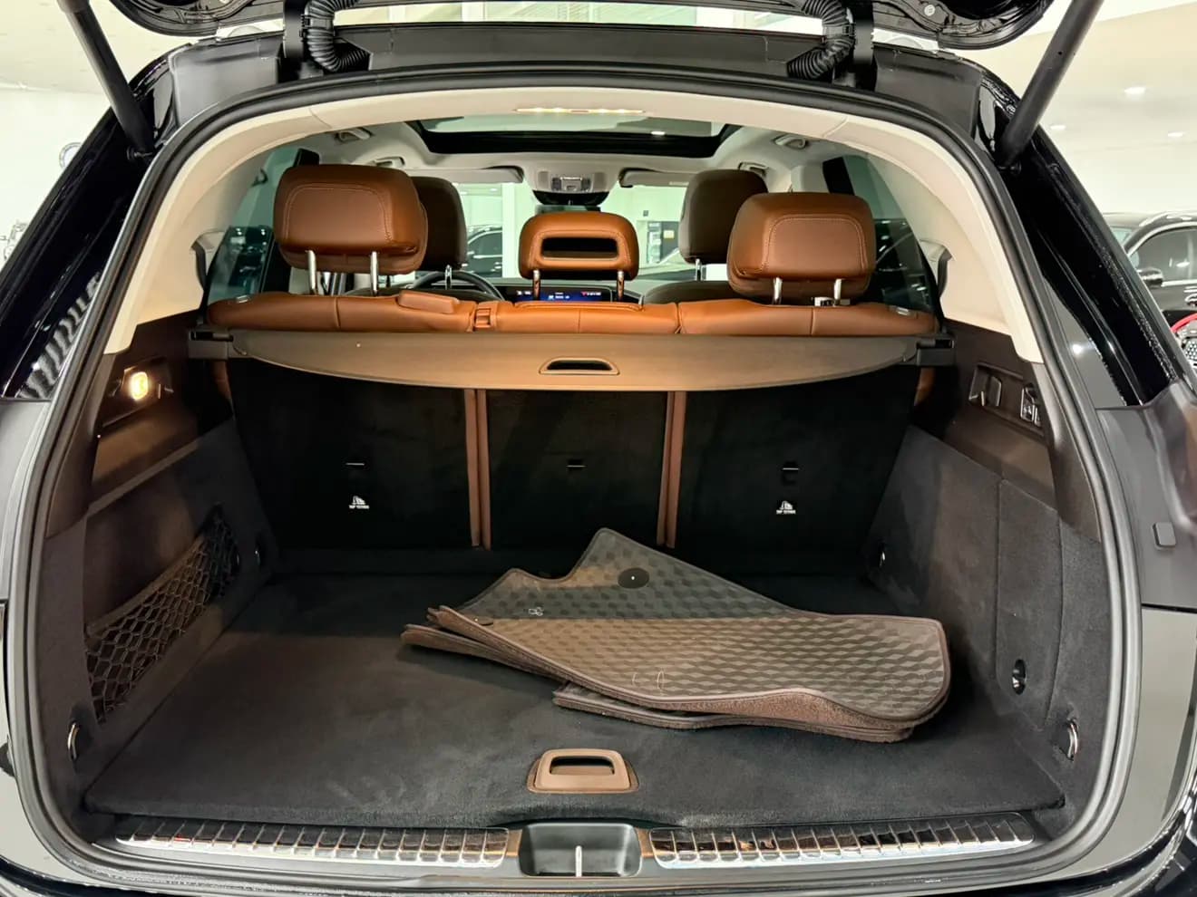 Mercedes-Benz GLE 2024 г. 27078 км. — фото 16