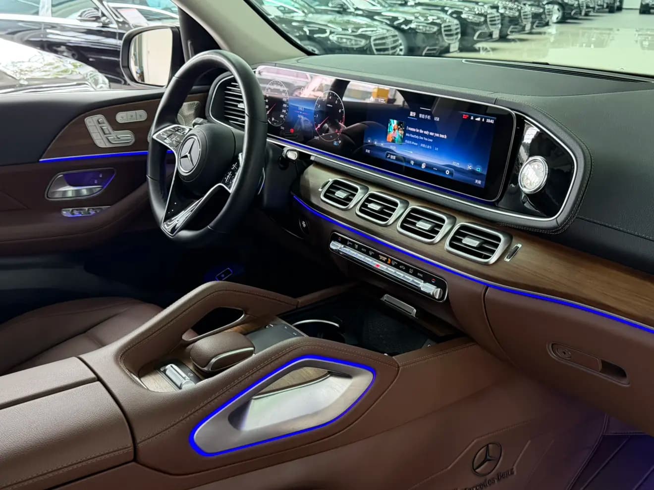 Mercedes-Benz GLE 2024 г. 27078 км. — фото 10