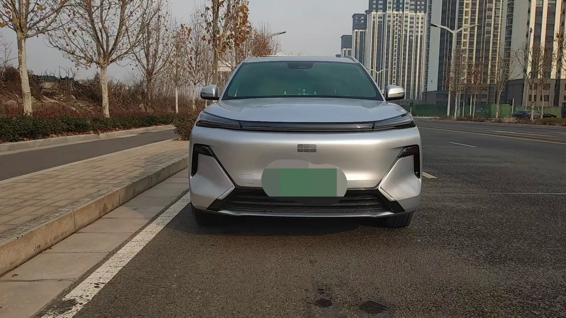Geely Galaxy Starship 7 EM-i 2025 г. 12022 км. — фото 2