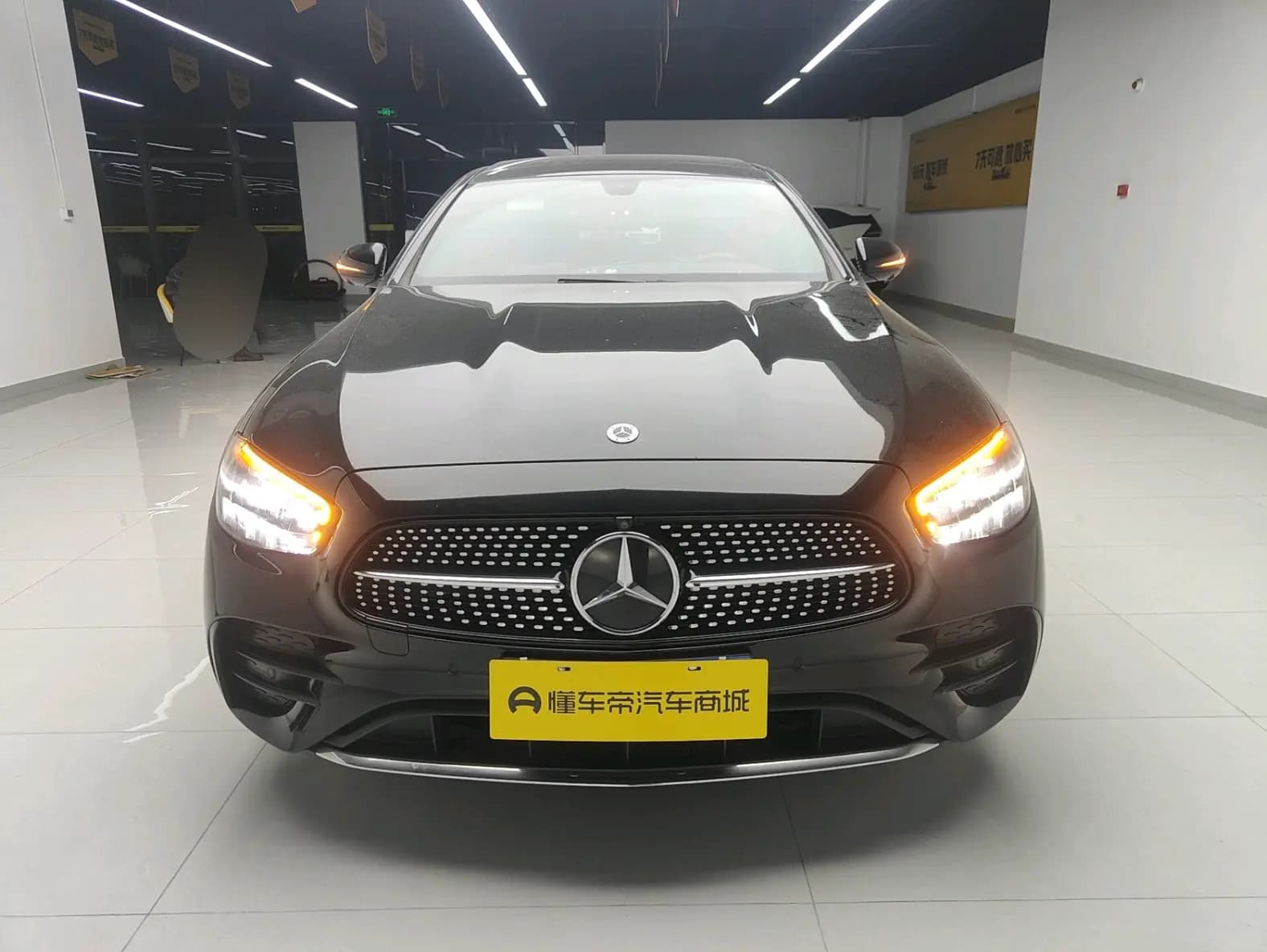 Mercedes-Benz E-Class 2021 г. 20431 км. — фото 2