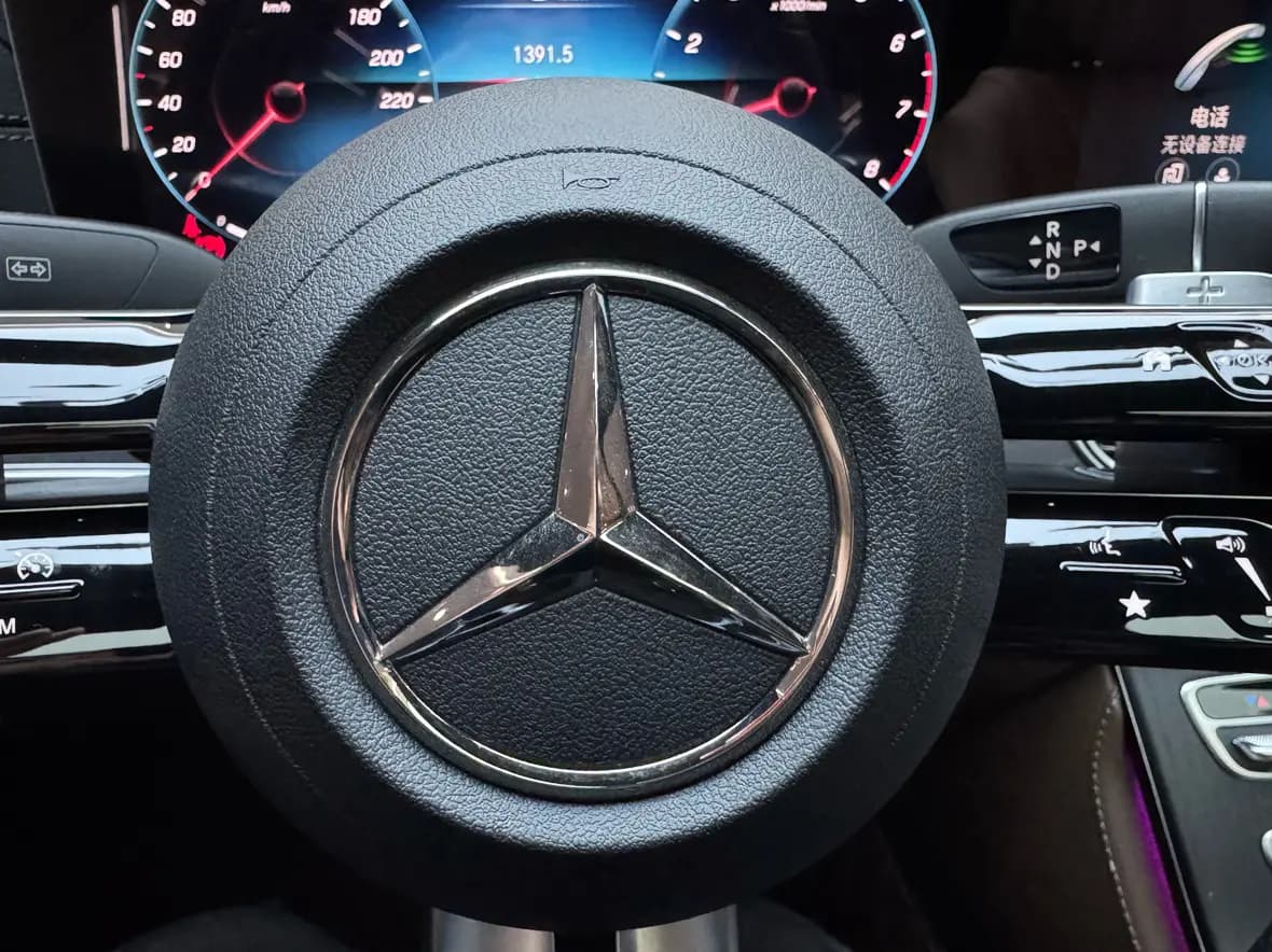 Mercedes-Benz E-Class 2022 г. 16400 км. — фото 11