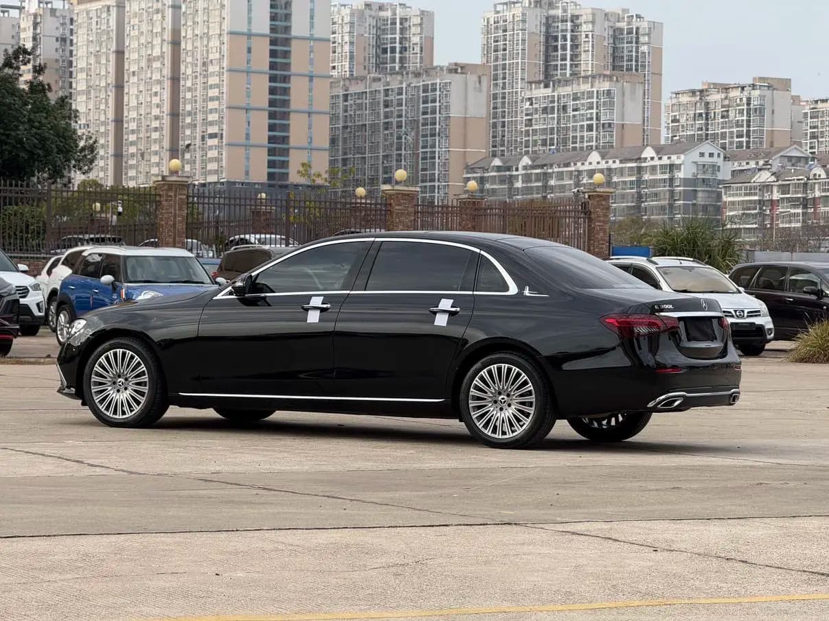 Mercedes-Benz E-Class 2021 г. 80133 км. — фото 4