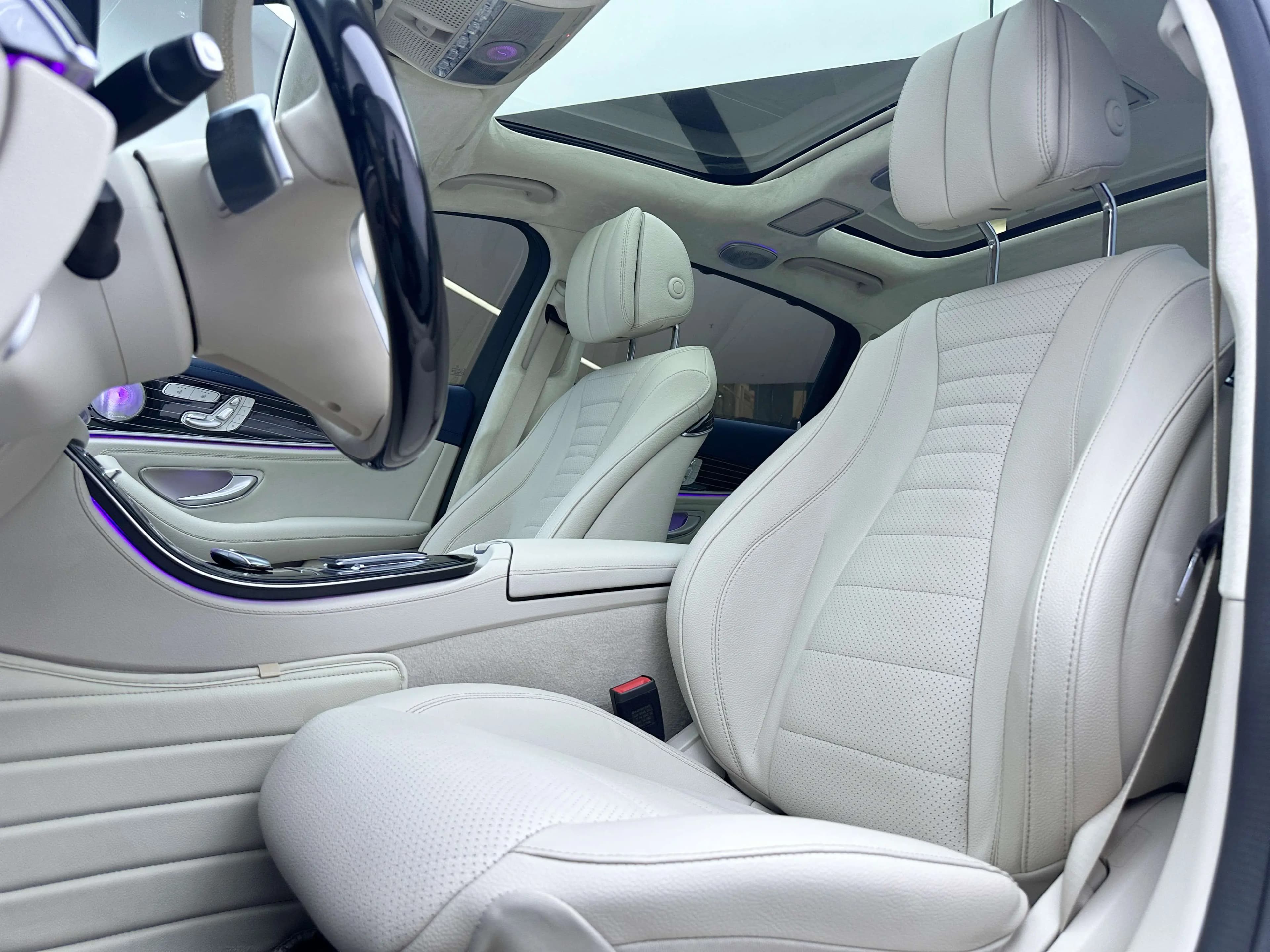 Mercedes-Benz E-Class 2023 г. 34945 км. — фото 13