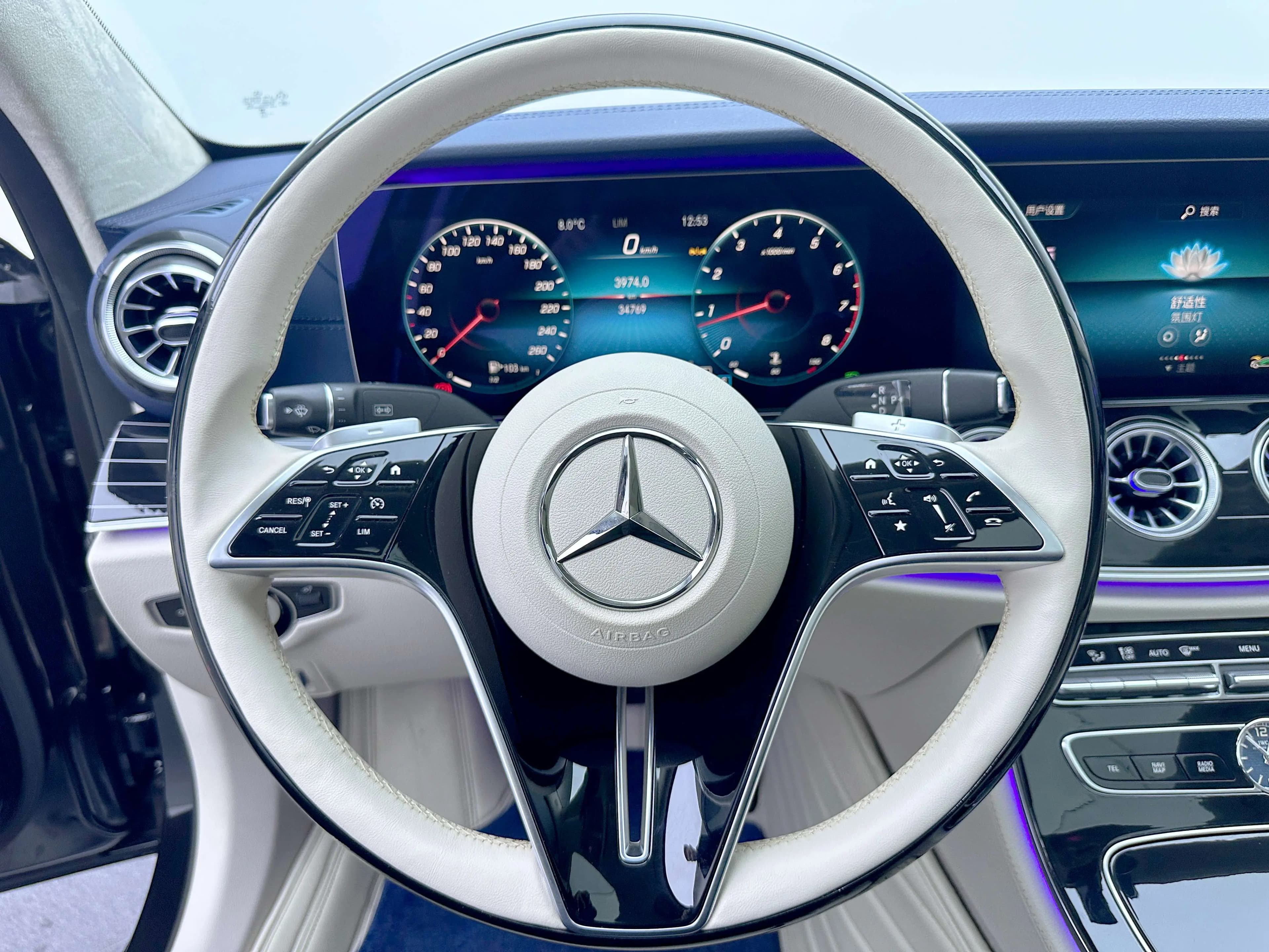 Mercedes-Benz E-Class 2023 г. 34945 км. — фото 10