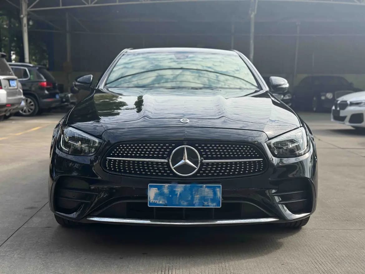 Mercedes-Benz E-Class 2022 г. 47143 км. — фото 2