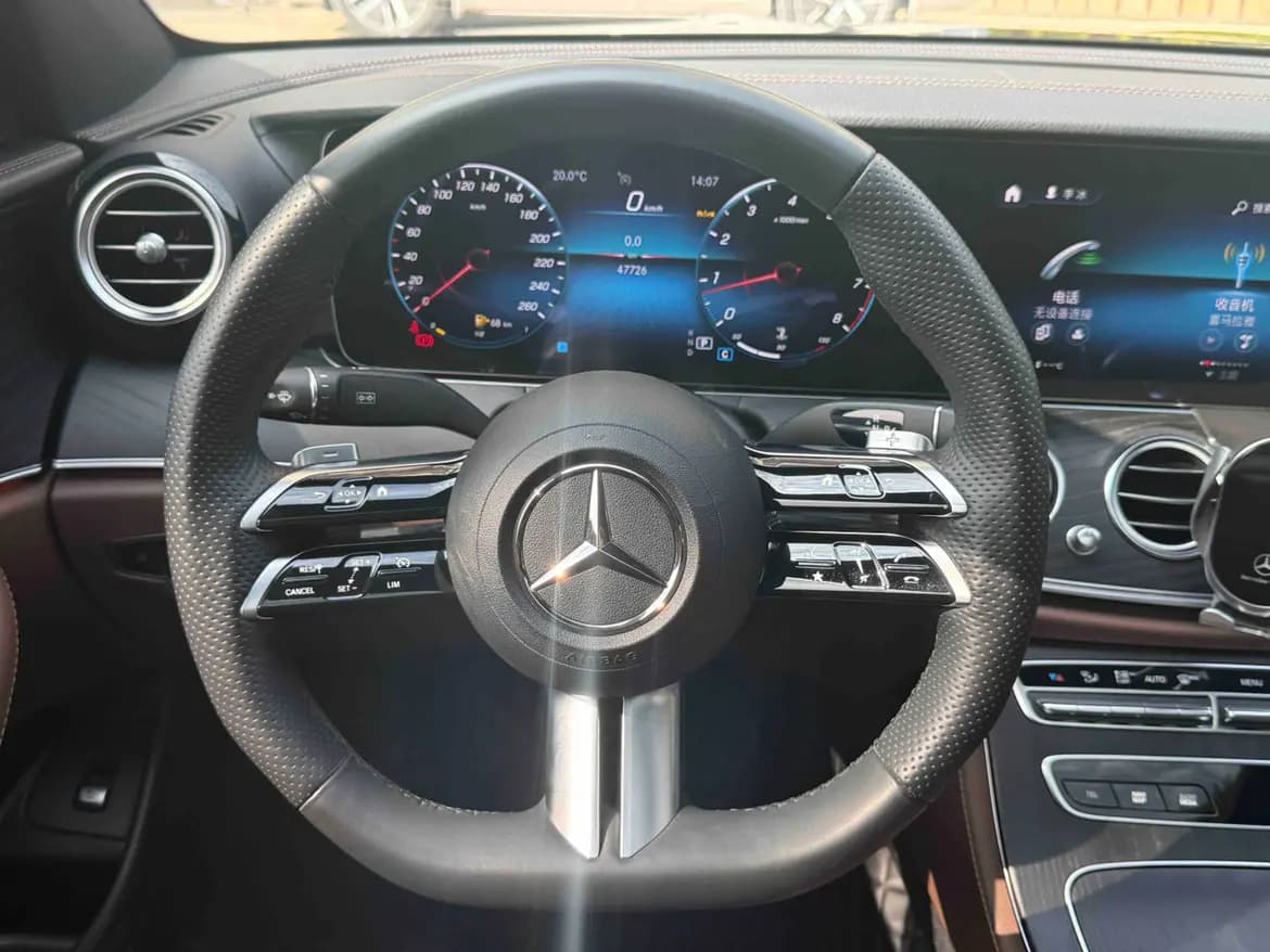 Mercedes-Benz E-Class 2022 г. 47143 км. — фото 16