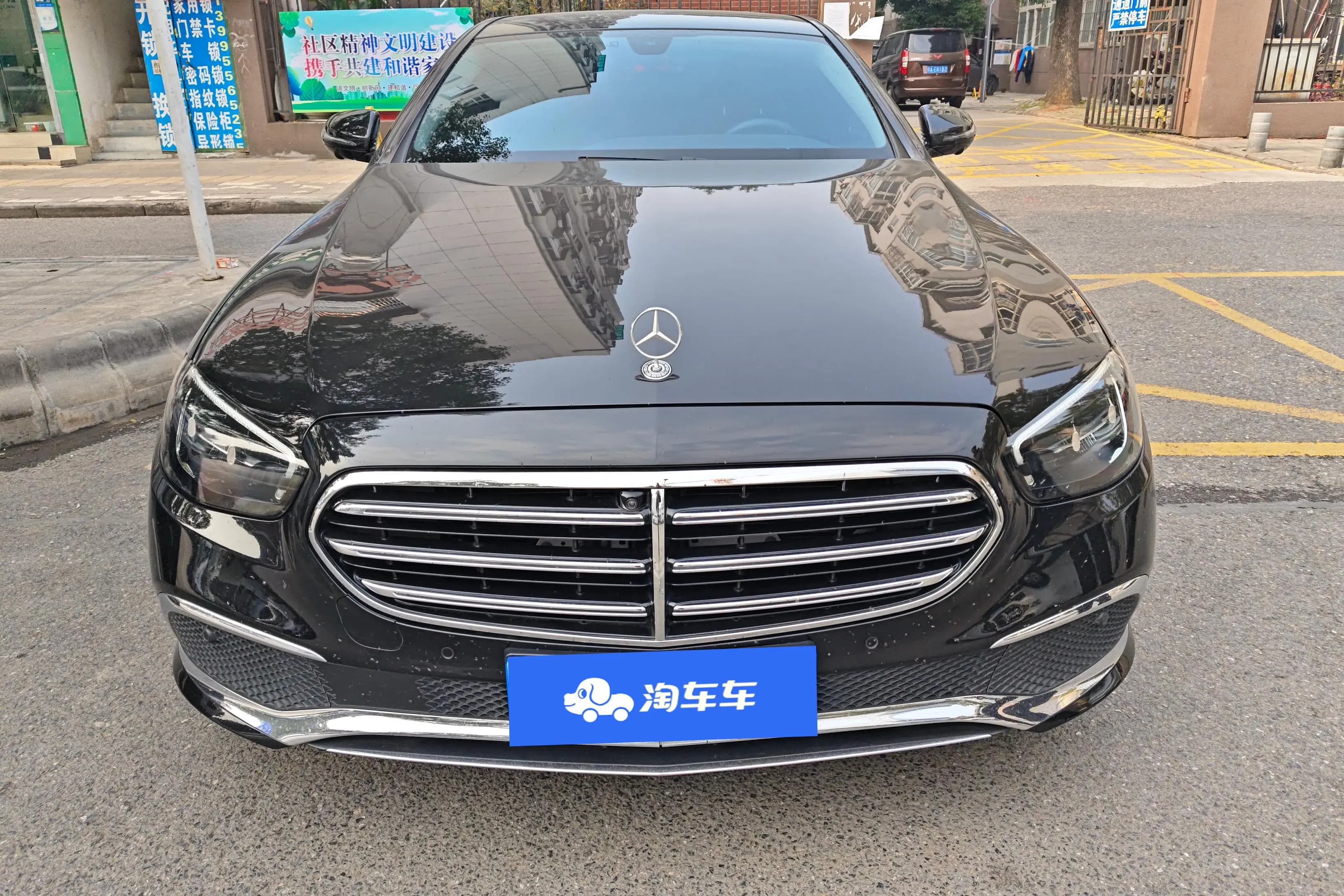 Mercedes-Benz E-Class 2021 г. 94641 км. — фото 2