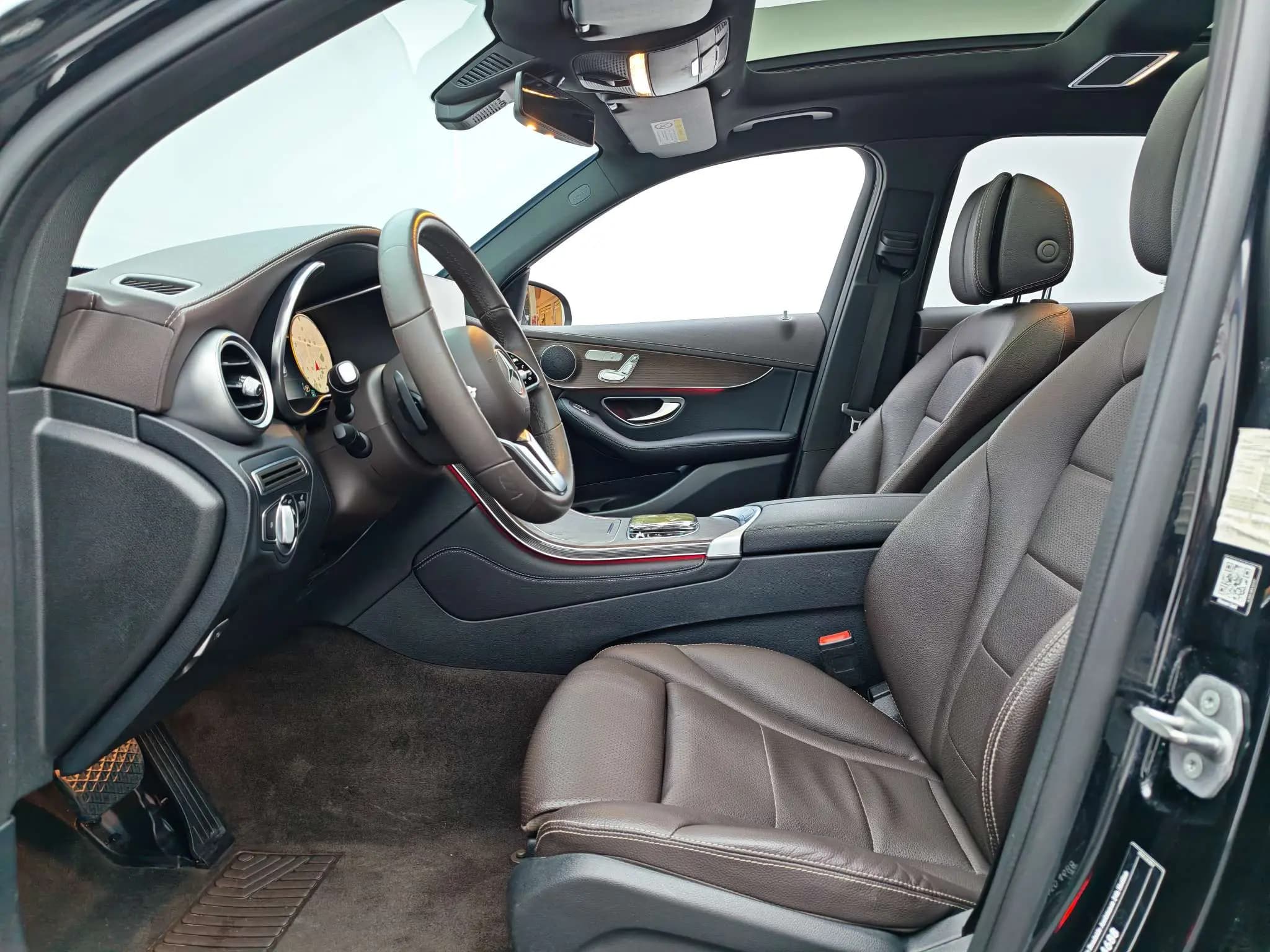 Mercedes-Benz GLC 2021 г. 72034 км. — фото 19