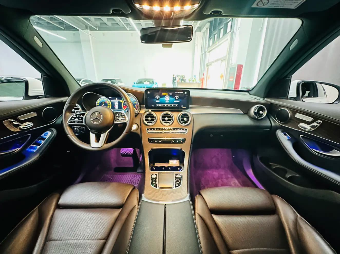 Mercedes-Benz GLC 2021 г. 92035 км. — фото 21