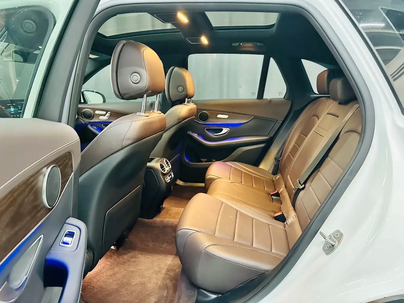 Mercedes-Benz GLC 2021 г. 92035 км. — фото 25