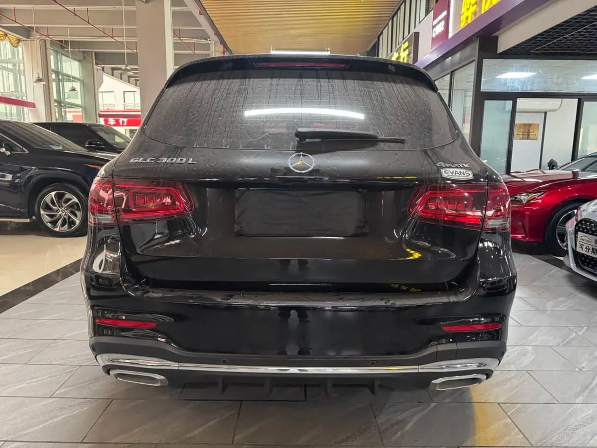 Mercedes-Benz GLC 2022 г. 65040 км. — фото 3