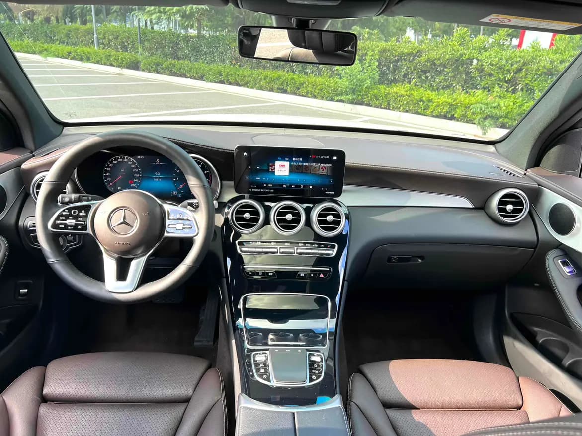 Mercedes-Benz GLC 2022 г. 50042 км. — фото 13