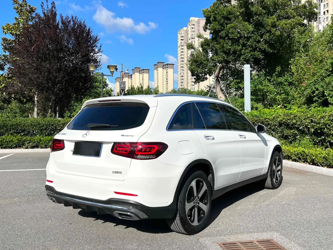 Mercedes-Benz GLC 2022 г. 50042 км. — фото 4