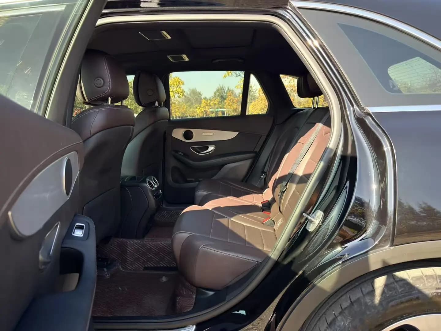 Mercedes-Benz GLC 2022 г. 79043 км. — фото 22