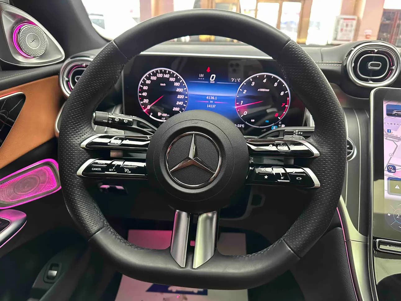 Mercedes-Benz GLC 2024 г. 14144 км. — фото 8
