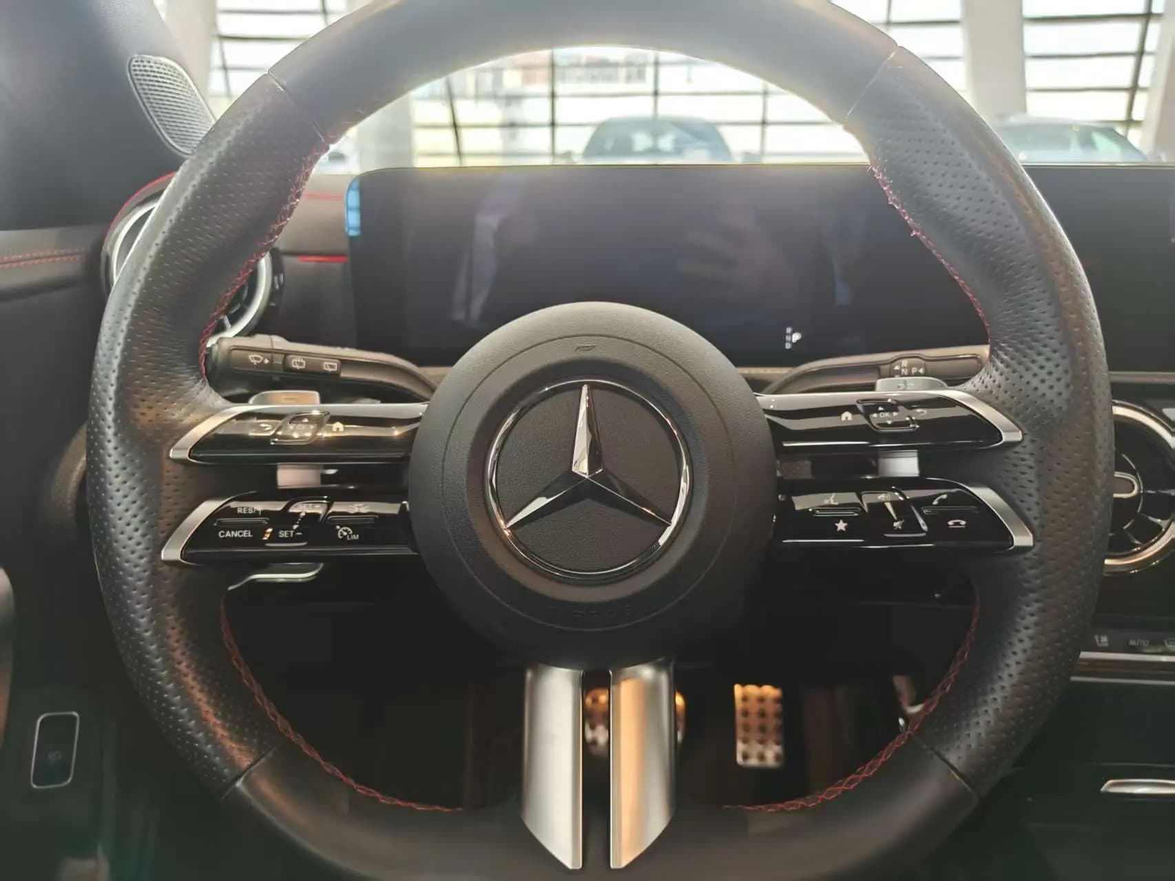 Mercedes-Benz Mercedes CLA 2023 г. 27137 км. — фото 7