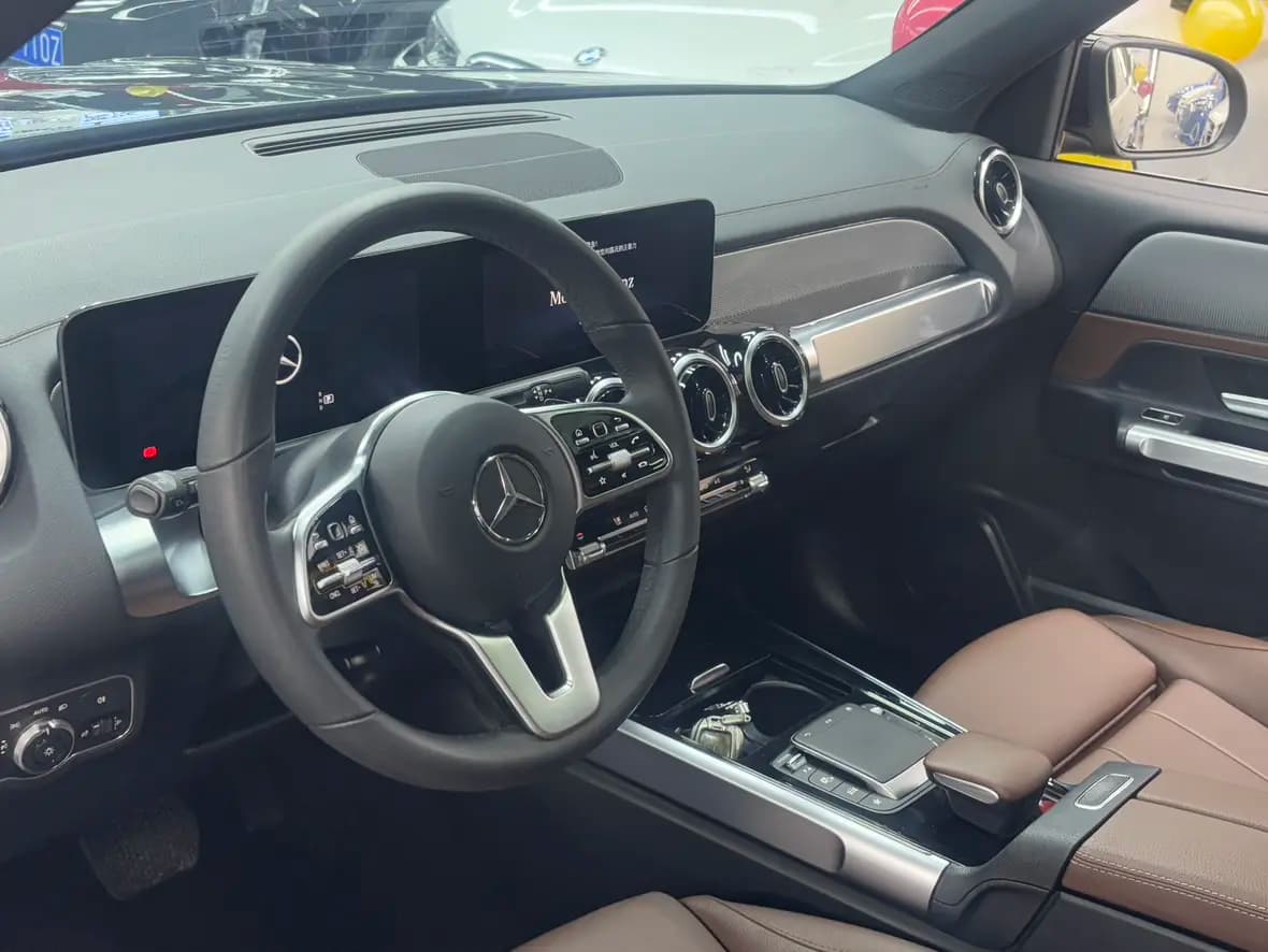 Mercedes-Benz GLB 2021 г. 89128 км. — фото 7