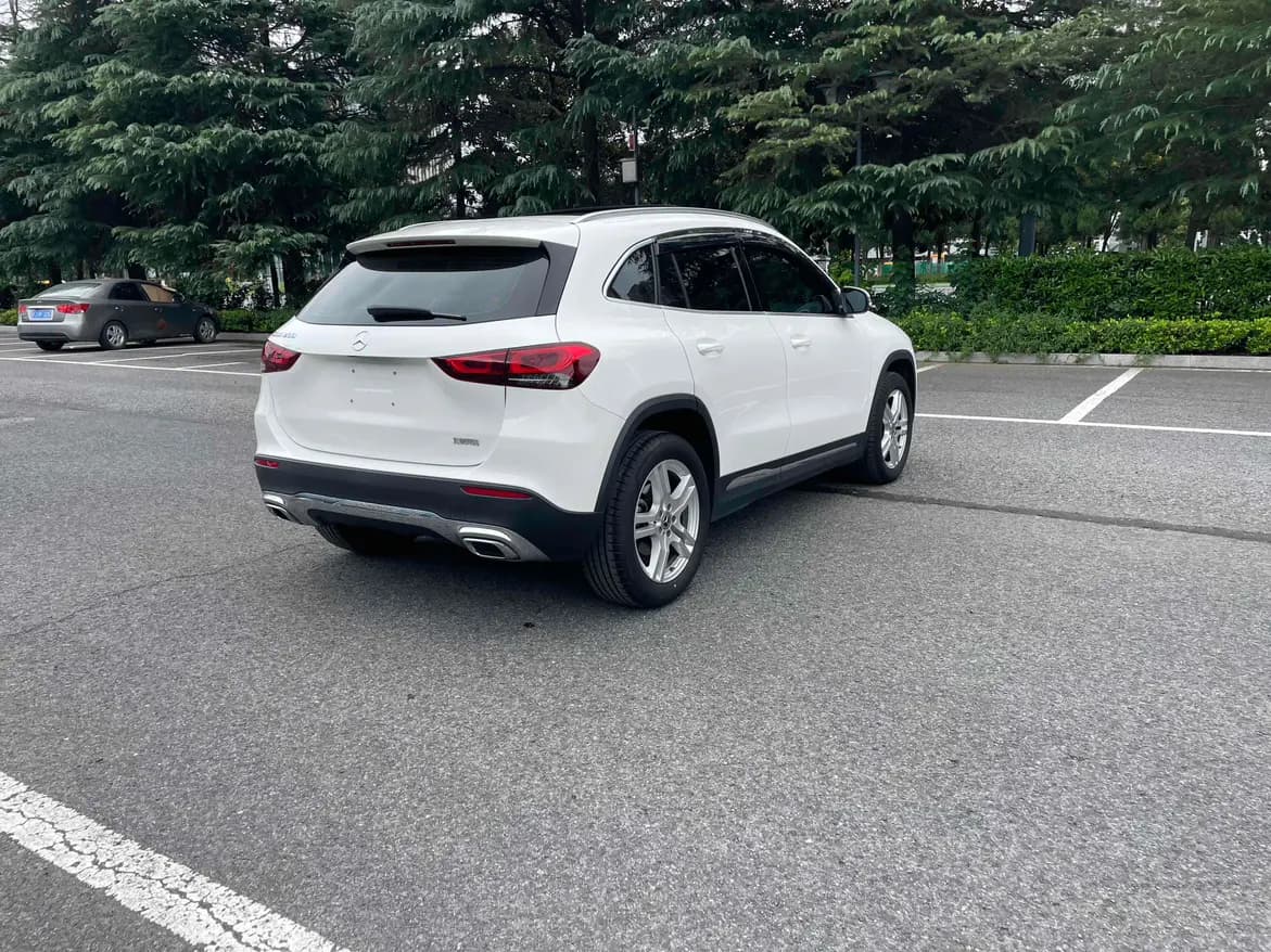Mercedes-Benz GLA 2022 г. 51081 км. — фото 4