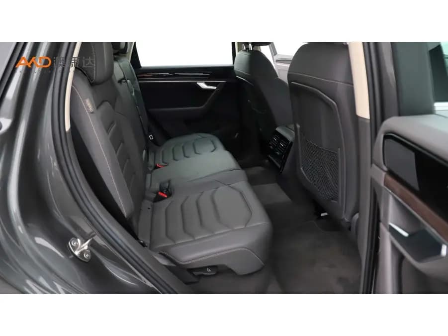 Volkswagen Touareg 2022 г. 17692 км. — фото 2