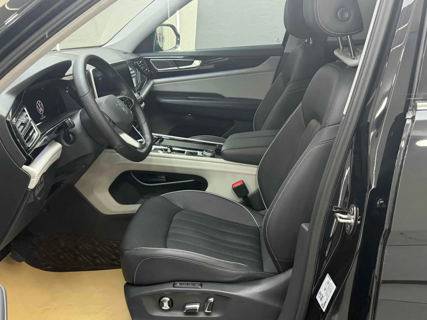Volkswagen Teramont 2022 г. 100069 км. — фото 19
