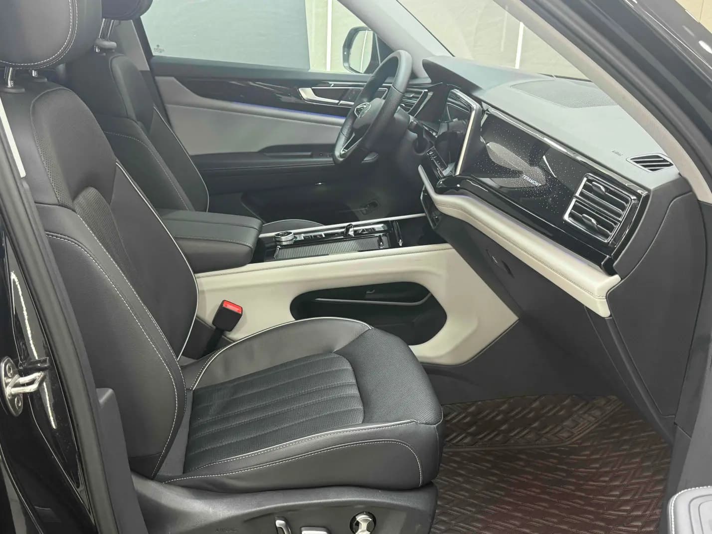 Volkswagen Teramont 2022 г. 100069 км. — фото 7